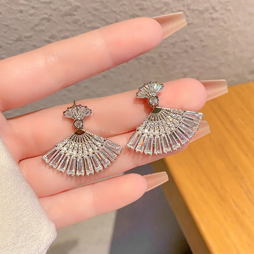 迈来饰品厂以细节成就佩戴之美